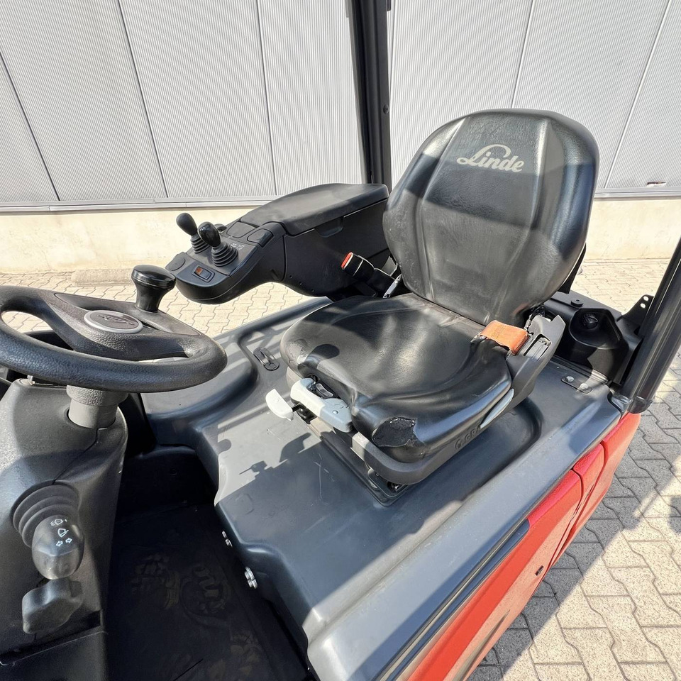 Linde E18P (386-02) EVO - Електронавантажувач: фото 4 Linde E18P (386-02) EVO - Електронавантажувач: фото 4