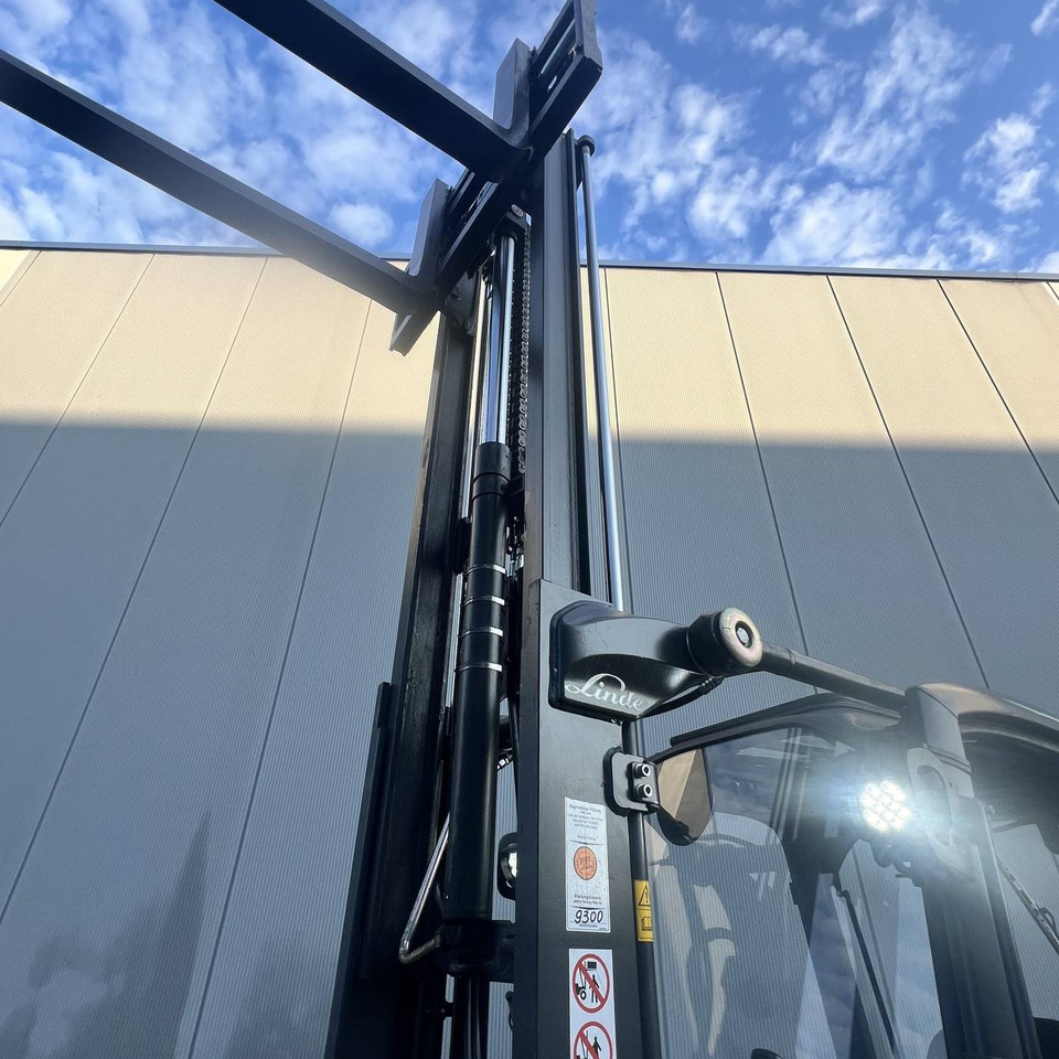 Linde E20PH-02 (386) EVO - Електронавантажувач: фото 3 Linde E20PH-02 (386) EVO - Електронавантажувач: фото 3