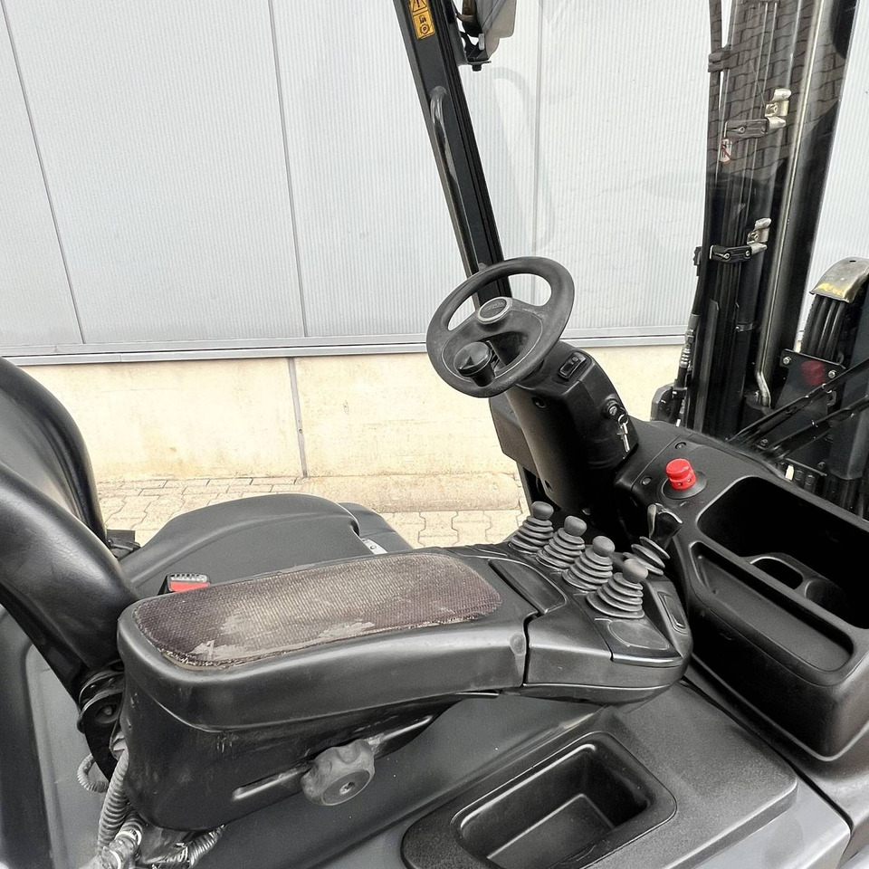 Електронавантажувач Linde E25L (387): фото 6