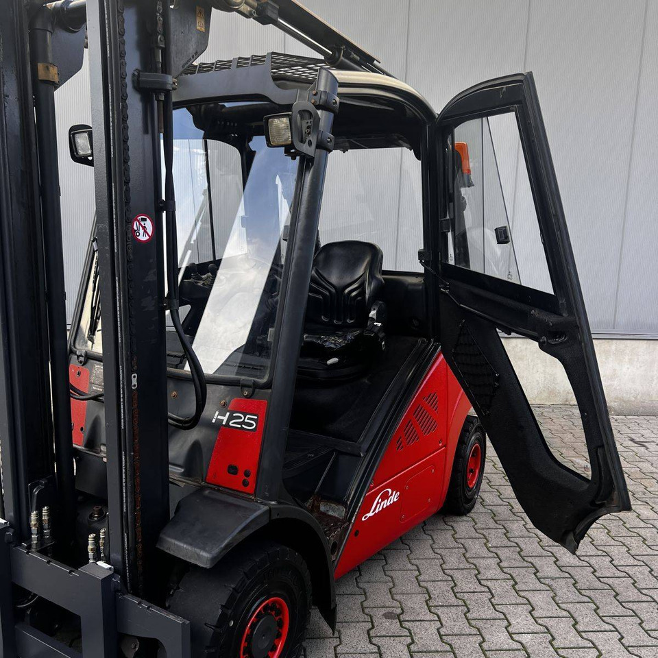 Linde H25D (392) - Дизельний навантажувач: фото 3 Linde H25D (392) - Дизельний навантажувач: фото 3