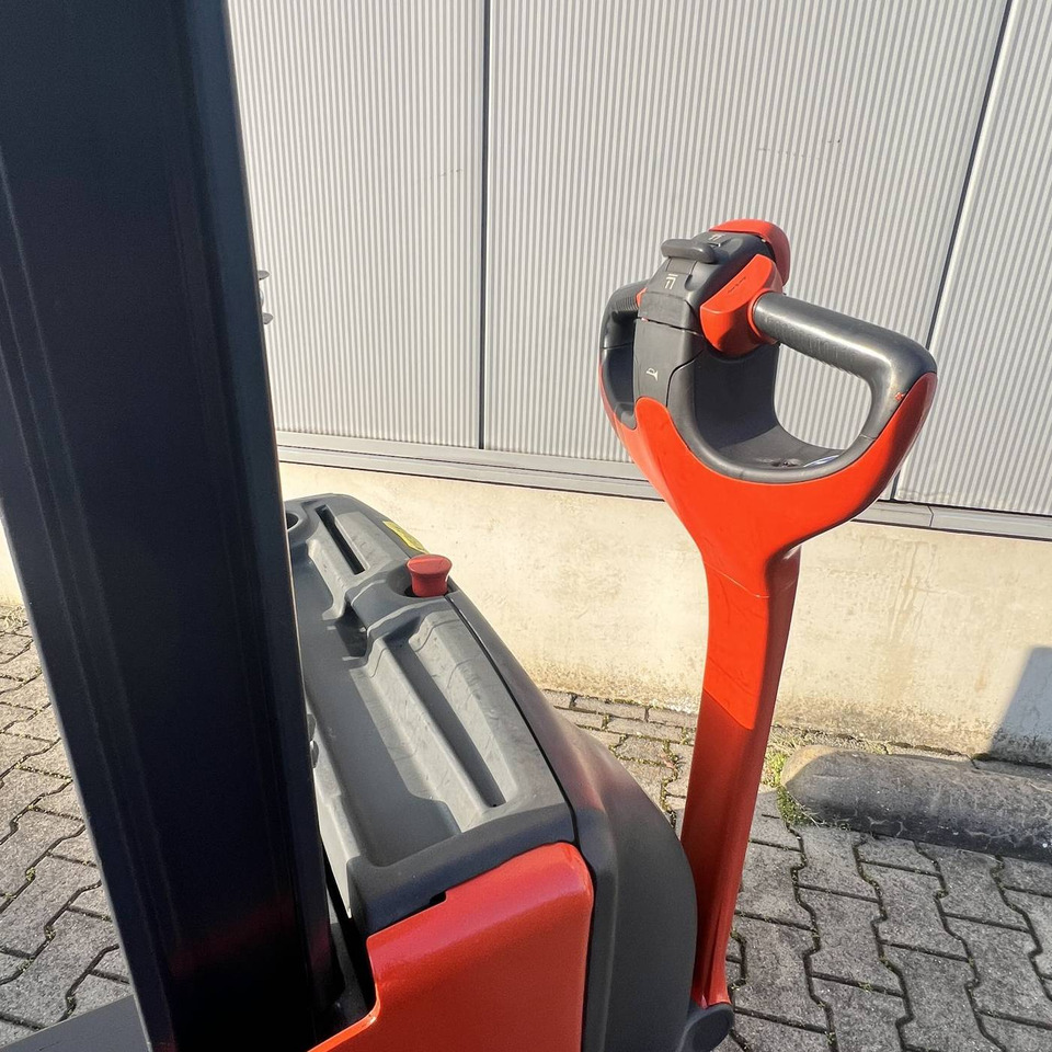 Linde L10 (1172) - Штабелер: фото 4 Linde L10 (1172) - Штабелер: фото 4