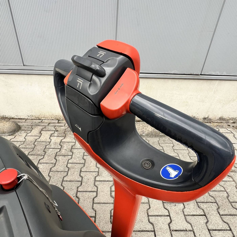 Штабелер Linde L12 (1172): фото 6 Штабелер Linde L12 (1172): фото 6