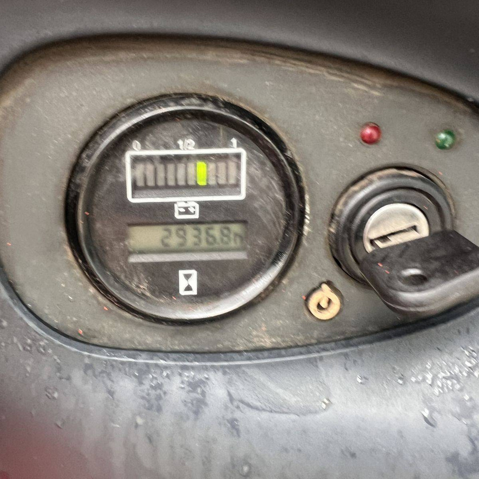 Linde L12 (379) - Штабелер: фото 4 Linde L12 (379) - Штабелер: фото 4