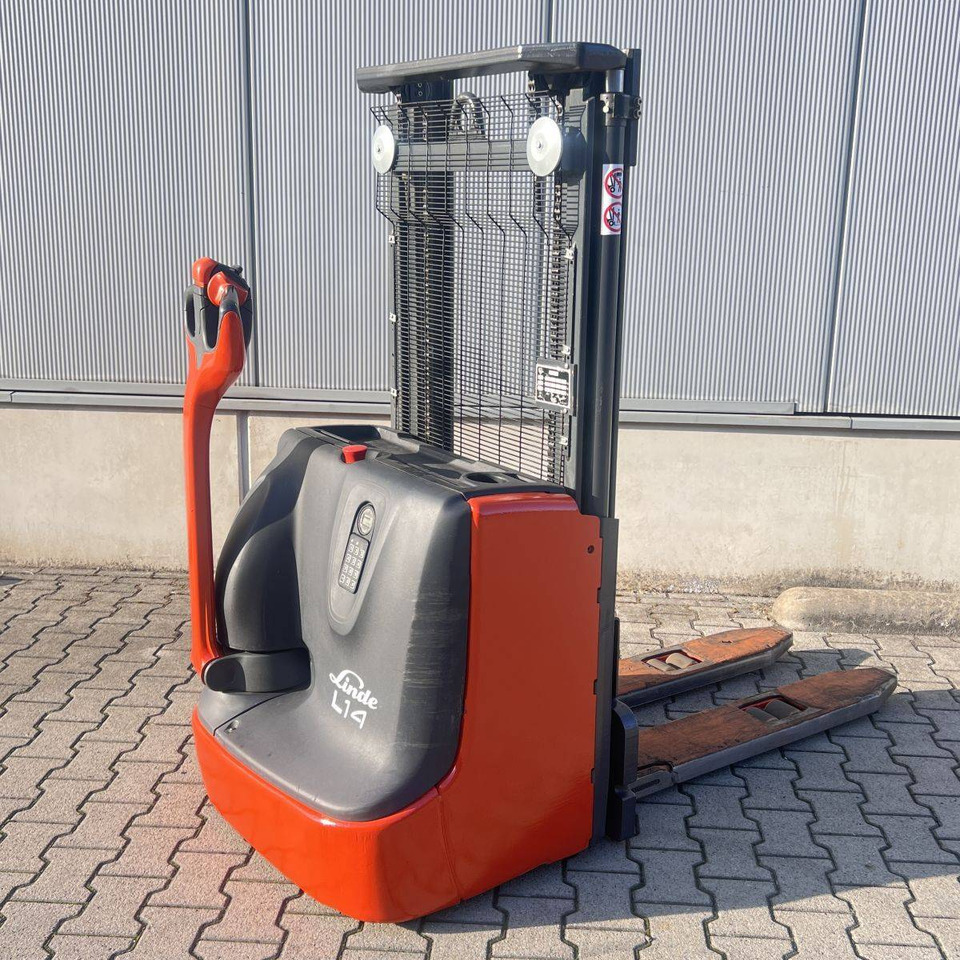 Linde L14C (1169) - Штабелер: фото 1 Linde L14C (1169) - Штабелер: фото 1
