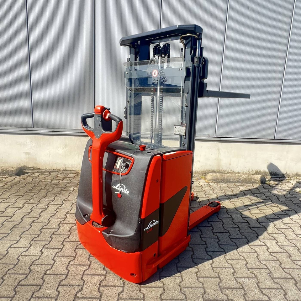 Linde L16 (1173) - Штабелер: фото 2 Linde L16 (1173) - Штабелер: фото 2