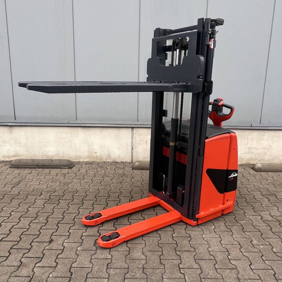 Linde L16 (1173) - Штабелер: фото 5 Linde L16 (1173) - Штабелер: фото 5