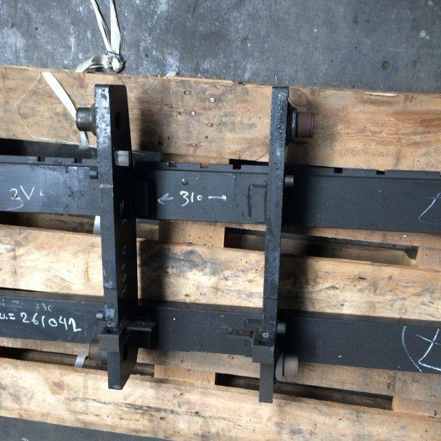 Fork carriage for Nissan - Навісне обладнання: фото 4 Fork carriage for Nissan - Навісне обладнання: фото 4