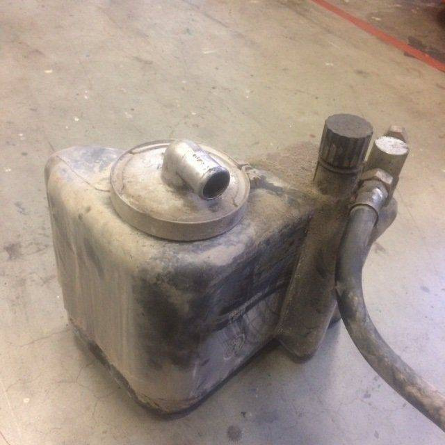 Oil Tank for Linde E15, Series 324 - Гідравлічний бак в категорії Вантажно-розвантажувальна техніка: фото 2 Oil Tank for Linde E15, Series 324 - Гідравлічний бак в категорії Вантажно-розвантажувальна техніка: фото 2