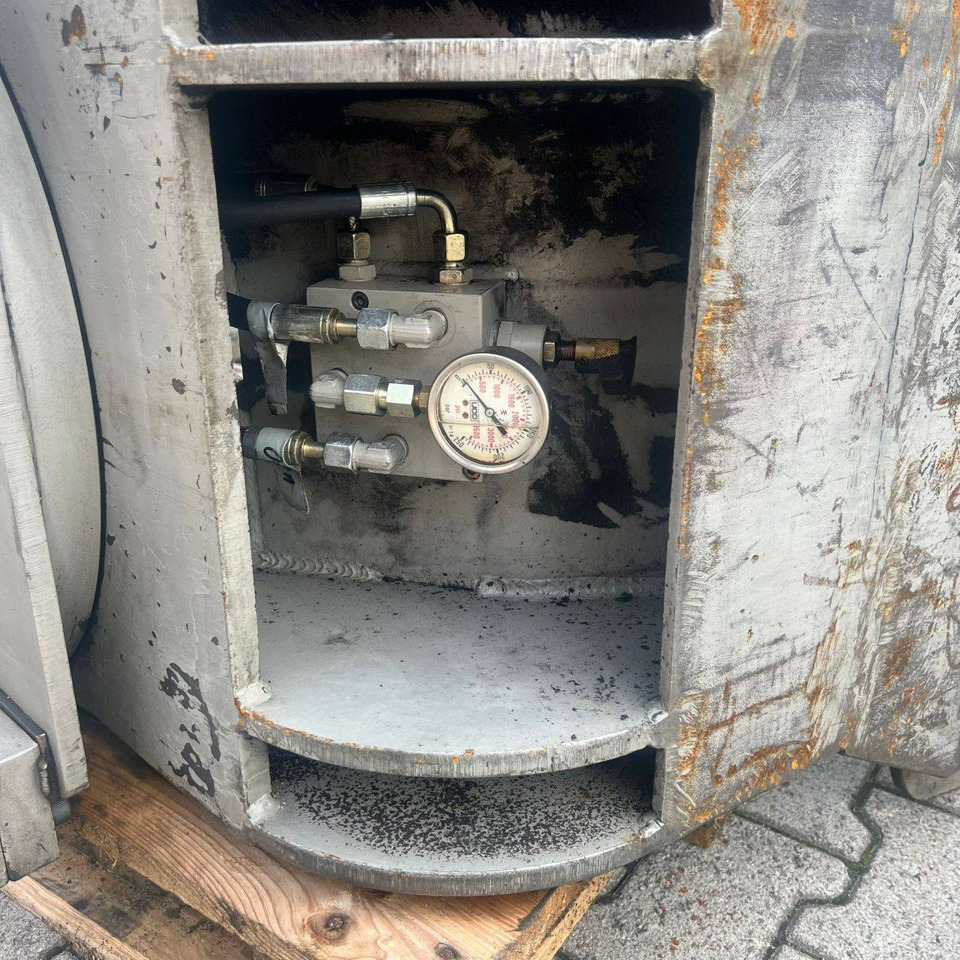 Paper roll clamp rotating - Захват: фото 4 Paper roll clamp rotating - Захват: фото 4