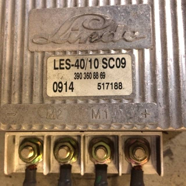 Steering controller LES-40/10 SC09 - Блок управління в категорії Вантажно-розвантажувальна техніка: фото 4 Steering controller LES-40/10 SC09 - Блок управління в категорії Вантажно-розвантажувальна техніка: фото 4