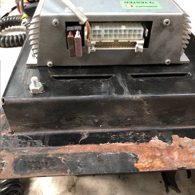 Kärcher circuit board control BR/BD 55/60 W - Запчастини в категорії Вантажно-розвантажувальна техніка: фото 4 Kärcher circuit board control BR/BD 55/60 W - Запчастини в категорії Вантажно-розвантажувальна техніка: фото 4