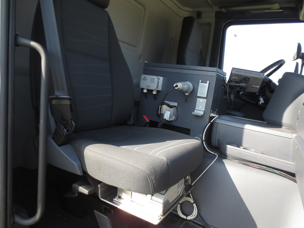 SCANIA G370 - Вантажівка цистерна: фото 5 SCANIA G370 - Вантажівка цистерна: фото 5