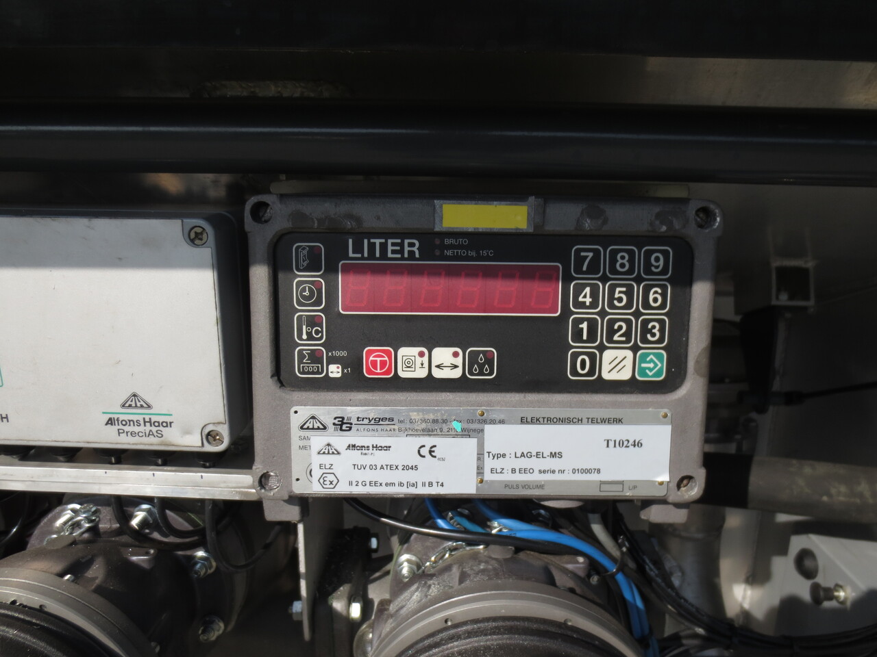 SCANIA G370 - Вантажівка цистерна: фото 2 SCANIA G370 - Вантажівка цистерна: фото 2