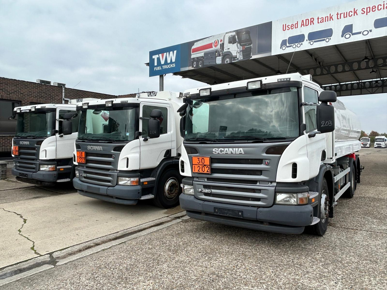SCANIA P320/P360 (lot of 3) - Вантажівка цистерна: фото 1 SCANIA P320/P360 (lot of 3) - Вантажівка цистерна: фото 1