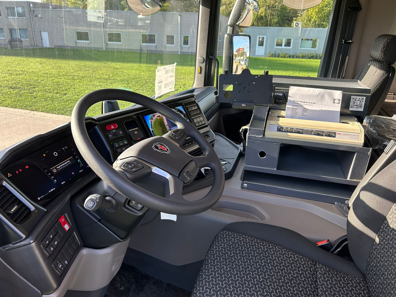 SCANIA P370 - Вантажівка цистерна: фото 3 SCANIA P370 - Вантажівка цистерна: фото 3