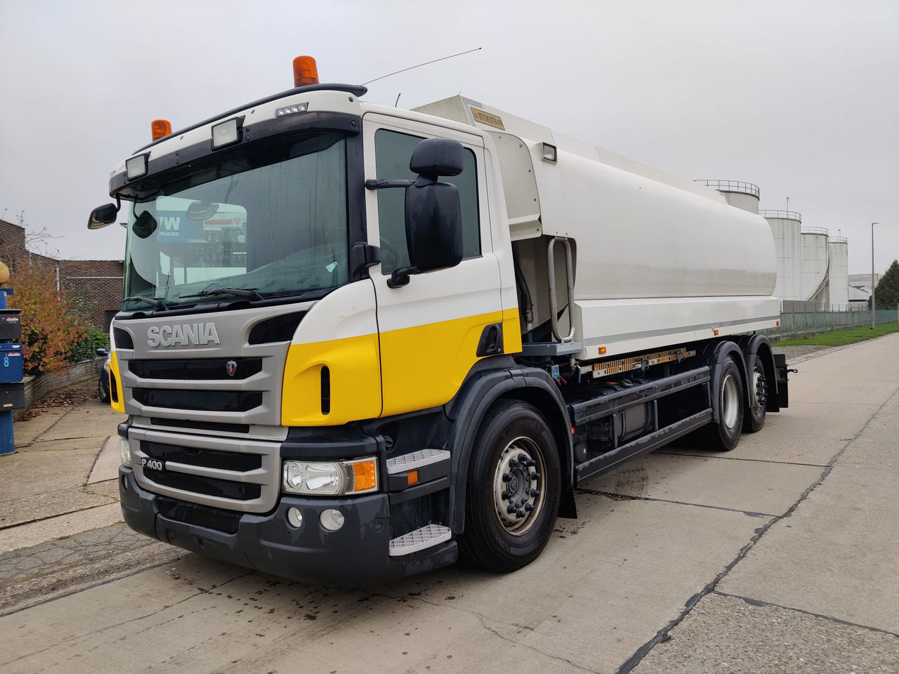 SCANIA P400 - Вантажівка цистерна: фото 1 SCANIA P400 - Вантажівка цистерна: фото 1