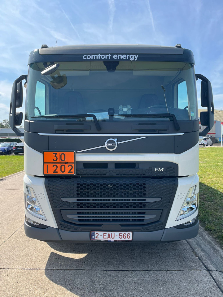 VOLVO FM - Вантажівка цистерна: фото 5 VOLVO FM - Вантажівка цистерна: фото 5
