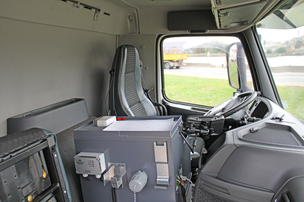 VOLVO FM - Вантажівка цистерна: фото 4 VOLVO FM - Вантажівка цистерна: фото 4