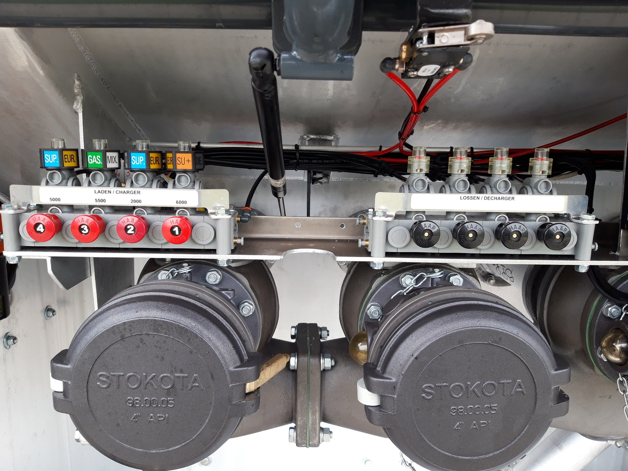 VOLVO FM - Вантажівка цистерна: фото 3 VOLVO FM - Вантажівка цистерна: фото 3