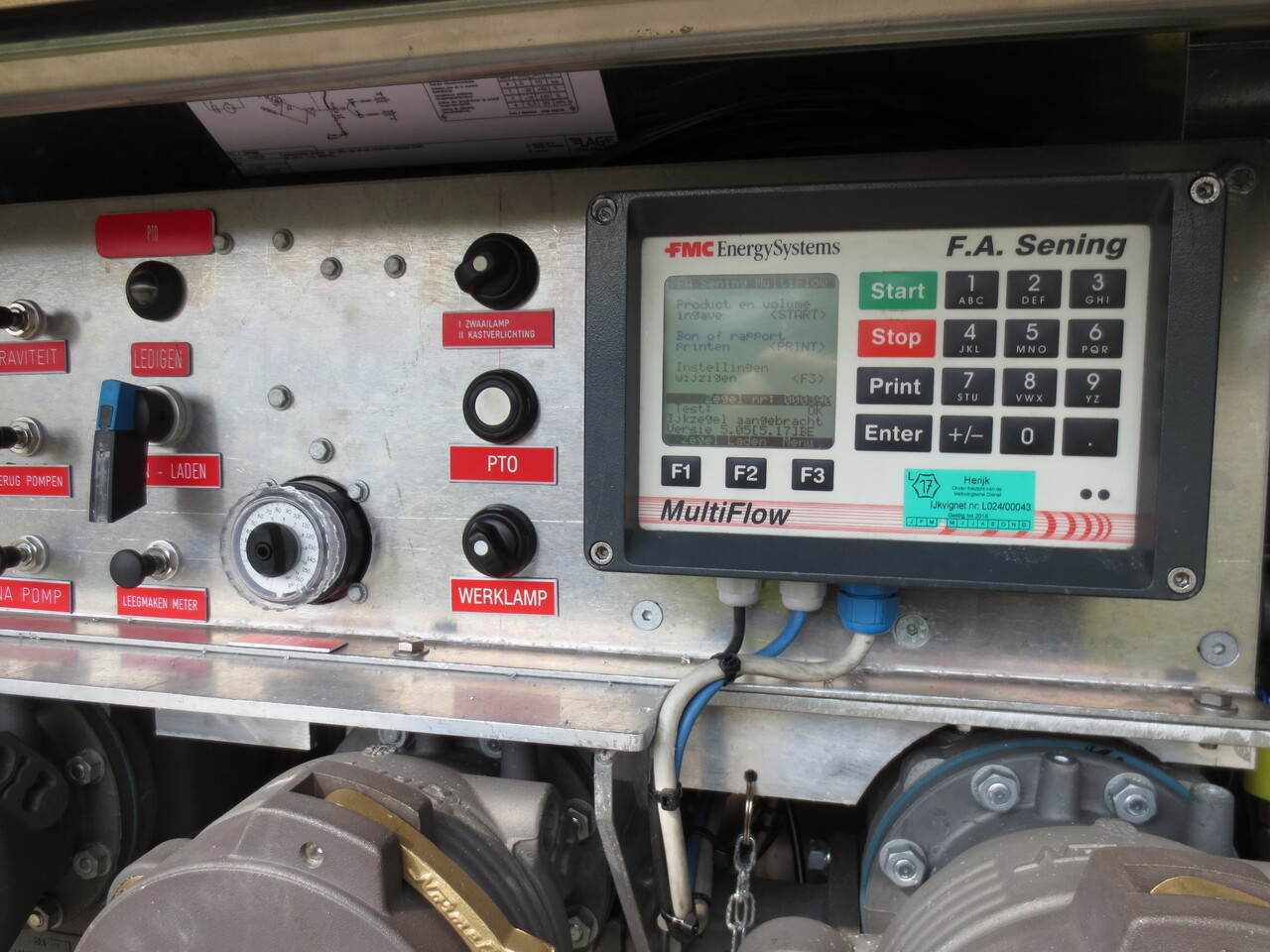 VOLVO FM - Вантажівка цистерна: фото 2 VOLVO FM - Вантажівка цистерна: фото 2