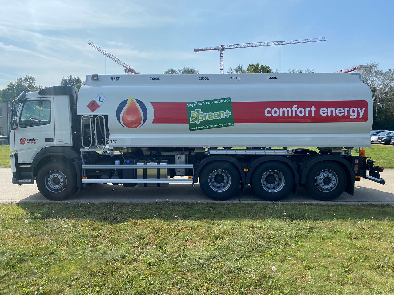 Вантажівка цистерна VOLVO FM430HP: фото 11