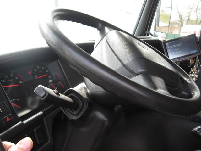 VOLVO FMFH - Вантажівка цистерна: фото 4 VOLVO FMFH - Вантажівка цистерна: фото 4