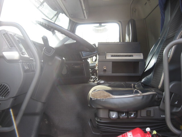 Volvo FMFH - Вантажівка цистерна: фото 3 Volvo FMFH - Вантажівка цистерна: фото 3