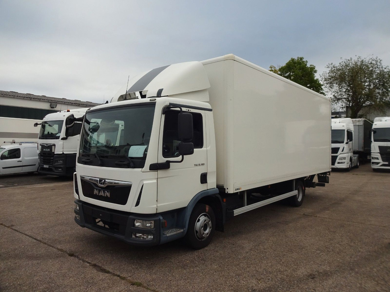 MAN TGL 8.190, LBW, Luft, Tempomat, Standheizung - Фургон з закритим кузовом: фото 1 MAN TGL 8.190, LBW, Luft, Tempomat, Standheizung - Фургон з закритим кузовом: фото 1