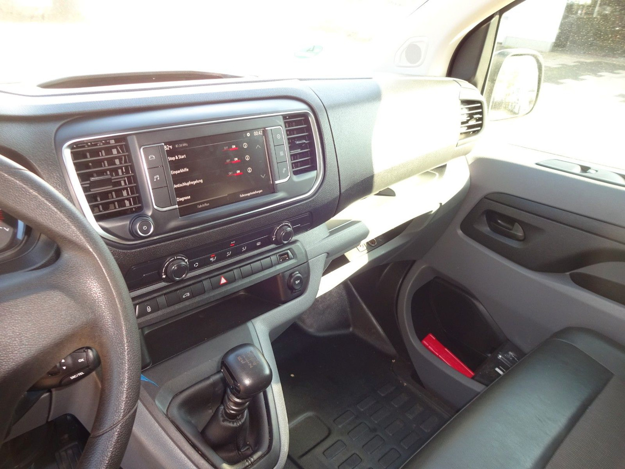 Легковий фургон Opel Vivaro Kasten L1H1, Klima, PDC,: фото 21 Легковий фургон Opel Vivaro Kasten L1H1, Klima, PDC,: фото 21