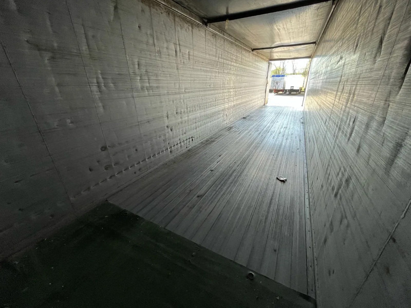 Bulthuis 92m3 Walking Floor Cargo Floor SAF Schijfremmen Liftas - З рухомою підлогою напівпричіп: фото 5 Bulthuis 92m3 Walking Floor Cargo Floor SAF Schijfremmen Liftas - З рухомою підлогою напівпричіп: фото 5