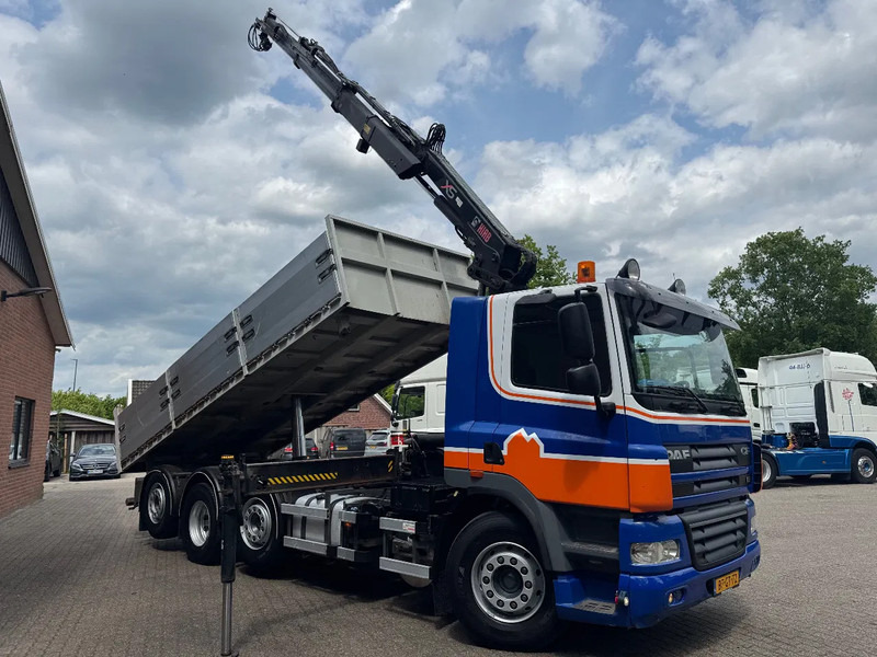 DAF CF 85.360 8X2 3 Zijdige kipper HIAB 16 t/m kraan AHK Top condition - Самоскид вантажівка, Вантажівка з маніпулятором: фото 2 DAF CF 85.360 8X2 3 Zijdige kipper HIAB 16 t/m kraan AHK Top condition - Самоскид вантажівка, Вантажівка з маніпулятором: фото 2