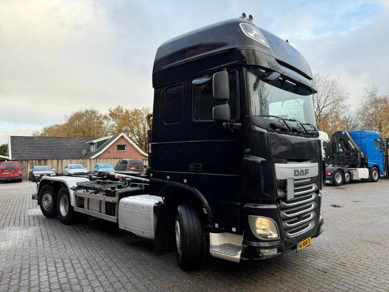 DAF XF 440 6x2 Hyva Haakarm Stuuras 660.119KM! NL Truck APK 03-2026 - Гаковий мультиліфт вантажівка: фото 4 DAF XF 440 6x2 Hyva Haakarm Stuuras 660.119KM! NL Truck APK 03-2026 - Гаковий мультиліфт вантажівка: фото 4