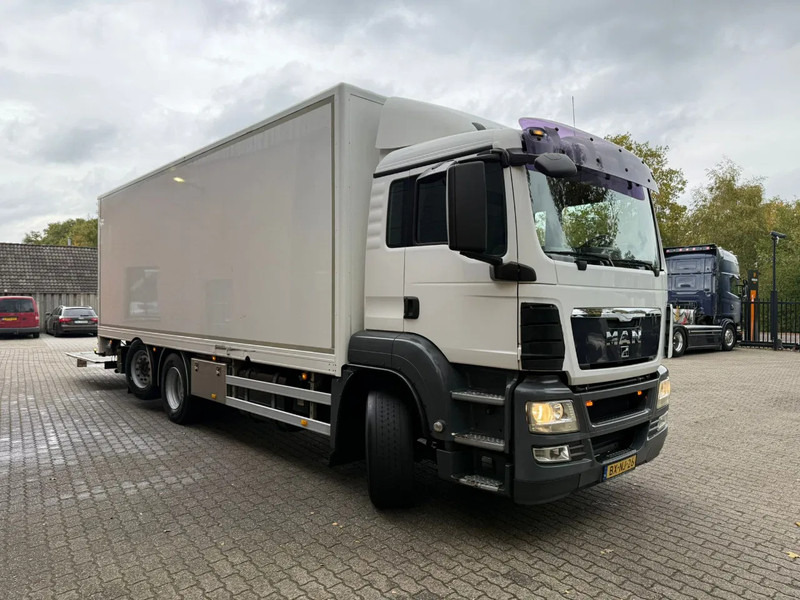 MAN TGS 26.320 Koffer Stuuras AHK 2500KG LBW 580.347KM! NL Truck - Вантажівка з закритим кузовом: фото 2 MAN TGS 26.320 Koffer Stuuras AHK 2500KG LBW 580.347KM! NL Truck - Вантажівка з закритим кузовом: фото 2
