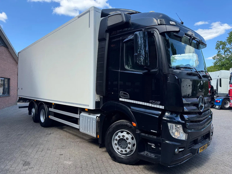 Mercedes-Benz Actros 2748 6X2 Bigspace AHK 623.380KM! 8.1M Heiwo box, Stuuras, Top condition - Вантажівка з закритим кузовом: фото 2 Mercedes-Benz Actros 2748 6X2 Bigspace AHK 623.380KM! 8.1M Heiwo box, Stuuras, Top condition - Вантажівка з закритим кузовом: фото 2
