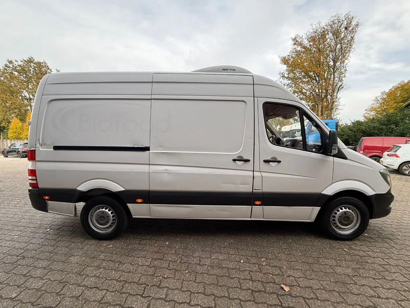 Mercedes-Benz Sprinter 314 Dual Zone Frigo -30/+30 Carrier AUT. - Фургон-рефрижератор, Вантажопасажирський фургон: фото 5 Mercedes-Benz Sprinter 314 Dual Zone Frigo -30/+30 Carrier AUT. - Фургон-рефрижератор, Вантажопасажирський фургон: фото 5