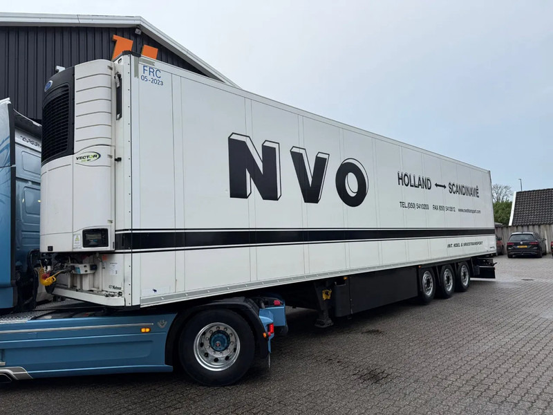 Schmitz Cargobull Carrier Vector 1950MT Multi temp Dual Zone 1 Liftas 270H Palletkist APK/TUV 08-2026 - Рефрижератор напівпричіп: фото 1 Schmitz Cargobull Carrier Vector 1950MT Multi temp Dual Zone 1 Liftas 270H Palletkist APK/TUV 08-2026 - Рефрижератор напівпричіп: фото 1