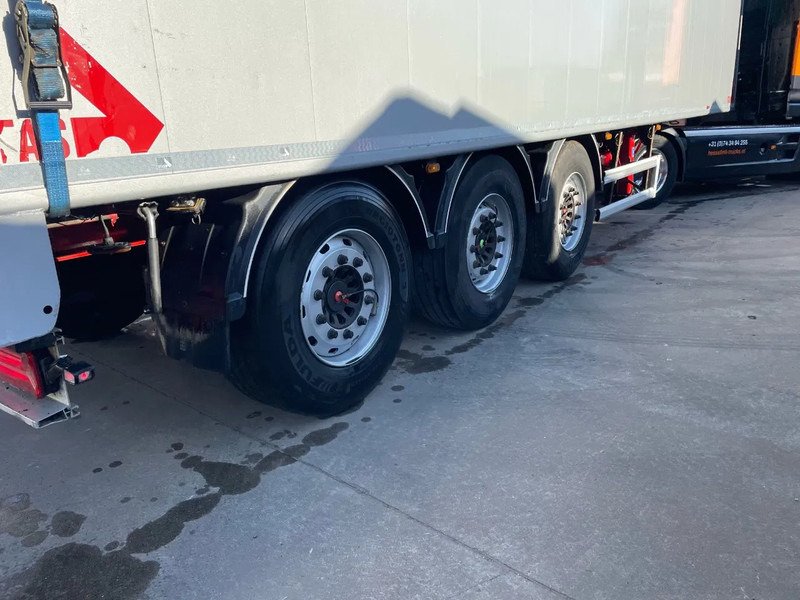 Stas S300ZX 10.5M 70m3 Agrar Liftas SAF, Top condition - З рухомою підлогою напівпричіп: фото 4 Stas S300ZX 10.5M 70m3 Agrar Liftas SAF, Top condition - З рухомою підлогою напівпричіп: фото 4