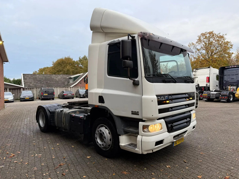 DAF CF 75.250 Handgeschakeld/Manual EURO 3 - Тягач: фото 4 DAF CF 75.250 Handgeschakeld/Manual EURO 3 - Тягач: фото 4