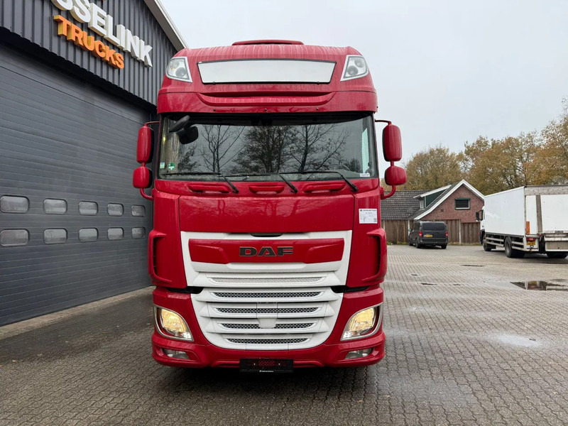 DAF XF 480 4X2 SSC Super Space 2X Tank Retarder Standairco EURO 6D Smarttacho 2 - Тягач: фото 4 DAF XF 480 4X2 SSC Super Space 2X Tank Retarder Standairco EURO 6D Smarttacho 2 - Тягач: фото 4