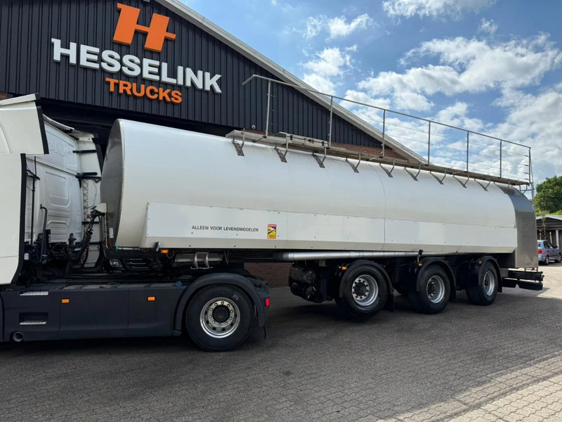Lako T344-RMO RVS/Edelstahl Melk/Milch/Food/Lebensmittel 2X Stuuras - Напівпричіп цистерна: фото 1 Lako T344-RMO RVS/Edelstahl Melk/Milch/Food/Lebensmittel 2X Stuuras - Напівпричіп цистерна: фото 1