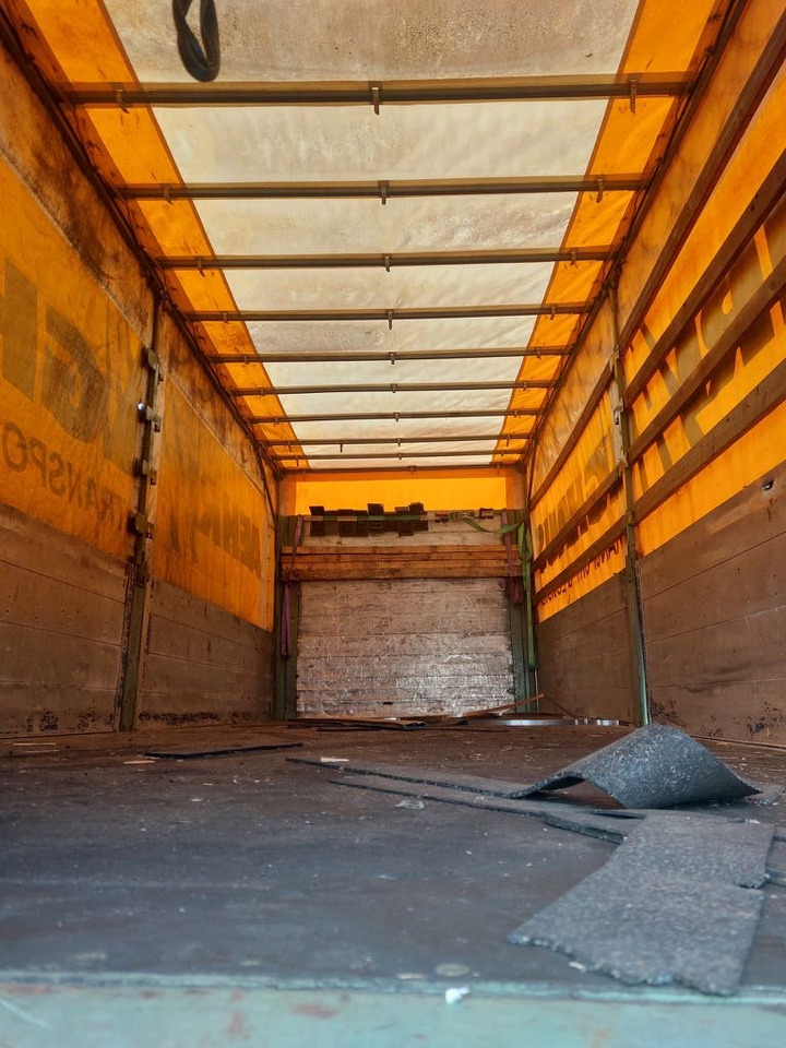 Kögel BDF-System, 7.450 mm lang, Heck: niedrige Türen - Тентований кузов: фото 3 Kögel BDF-System, 7.450 mm lang, Heck: niedrige Türen - Тентований кузов: фото 3