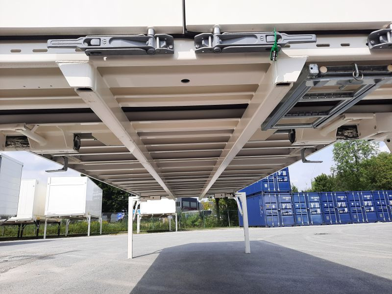 Krone BDF-System, 7.450 mm lang, Dach isoliert - Кузов - фургон: фото 5 Krone BDF-System, 7.450 mm lang, Dach isoliert - Кузов - фургон: фото 5