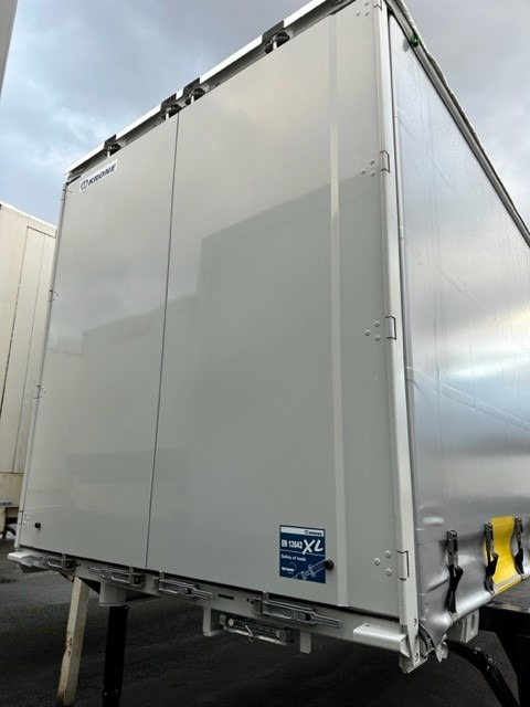 Krone BDF-System 7.450 mm lang, FABRIKNEU - Тентований кузов: фото 3 Krone BDF-System 7.450 mm lang, FABRIKNEU - Тентований кузов: фото 3