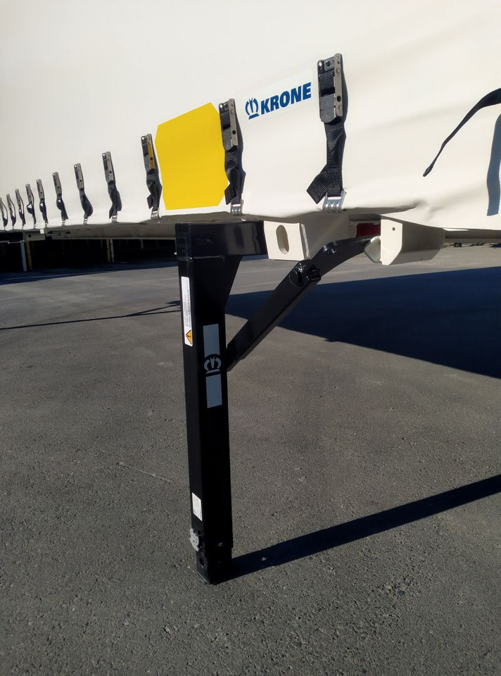 Krone BDF-System, 7.450 mm lang. - Тентований кузов: фото 1 Krone BDF-System, 7.450 mm lang. - Тентований кузов: фото 1