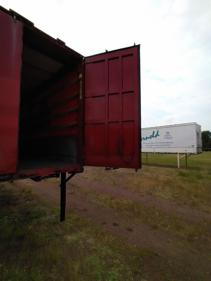 Krone Wechselpritsche mit Bordwänden und Plane, BDF-System, 7.450 mm lang. - Тентований кузов: фото 5 Krone Wechselpritsche mit Bordwänden und Plane, BDF-System, 7.450 mm lang. - Тентований кузов: фото 5