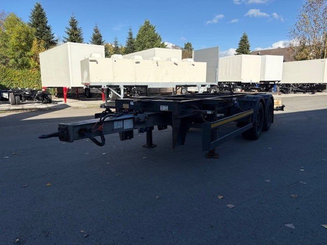 Schmitz Cargobull BDF-System, Standard, hochgekuppelt R 22,5 - Закритий кузов причіп: фото 2 Schmitz Cargobull BDF-System, Standard, hochgekuppelt R 22,5 - Закритий кузов причіп: фото 2