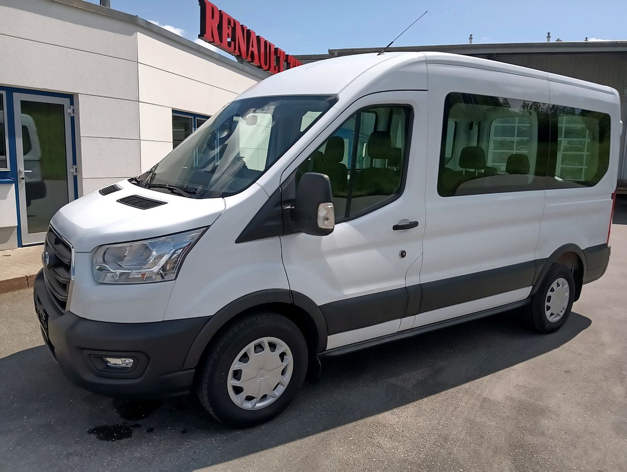 Ford Transit Kombi 350 L2 Trend 9-Sitzer 2xHeizung/Kl - Пасажирський фургон, Вантажопасажирський фургон: фото 5 Ford Transit Kombi 350 L2 Trend 9-Sitzer 2xHeizung/Kl - Пасажирський фургон, Вантажопасажирський фургон: фото 5