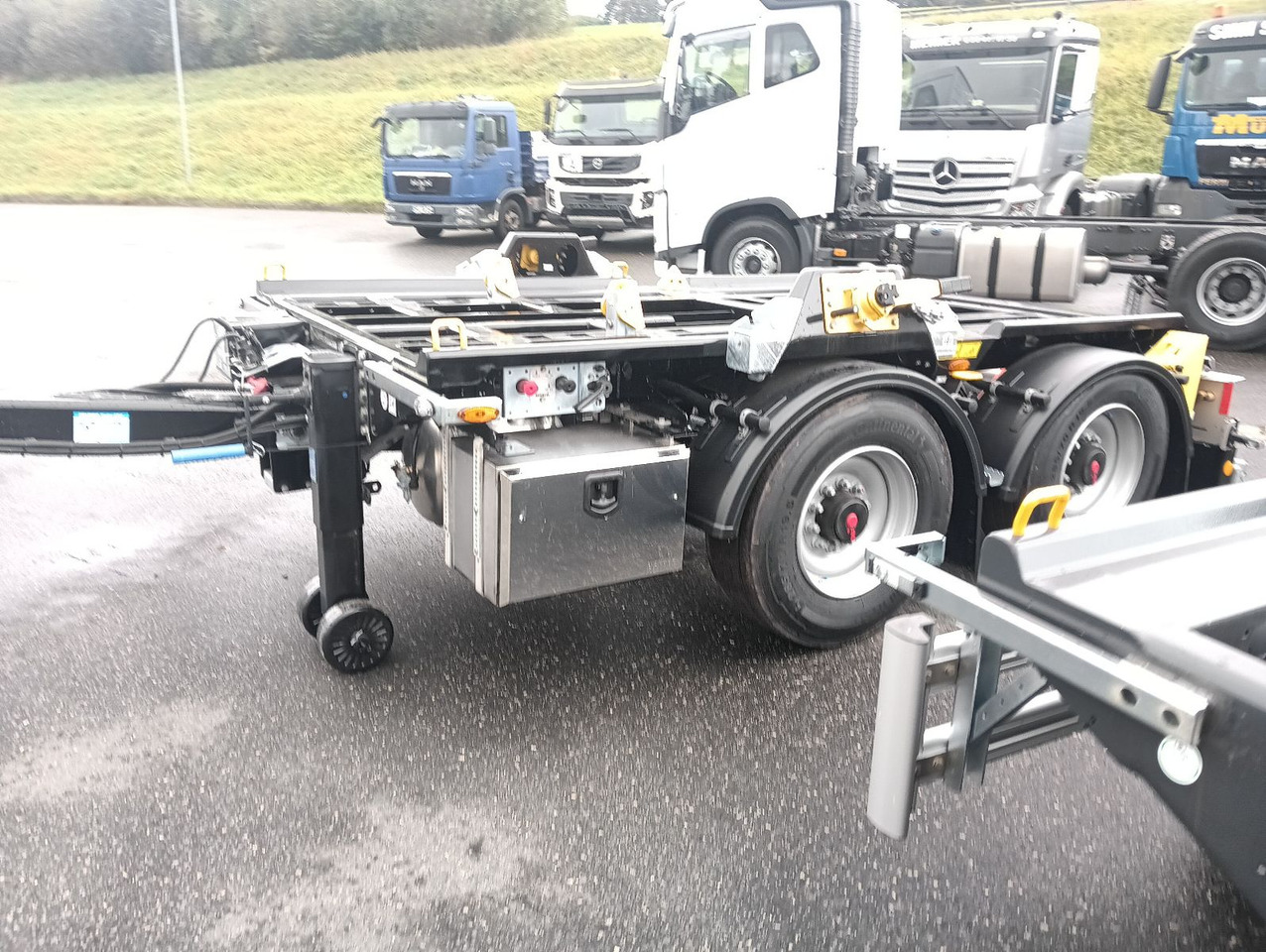 Причіп мультиліфт/ Бункеровоз Hüffermann 2-A-MINI-CARRIER SAFETYFIX VERZINKT FULLOPTION: фото 21 Причіп мультиліфт/ Бункеровоз Hüffermann 2-A-MINI-CARRIER SAFETYFIX VERZINKT FULLOPTION: фото 21