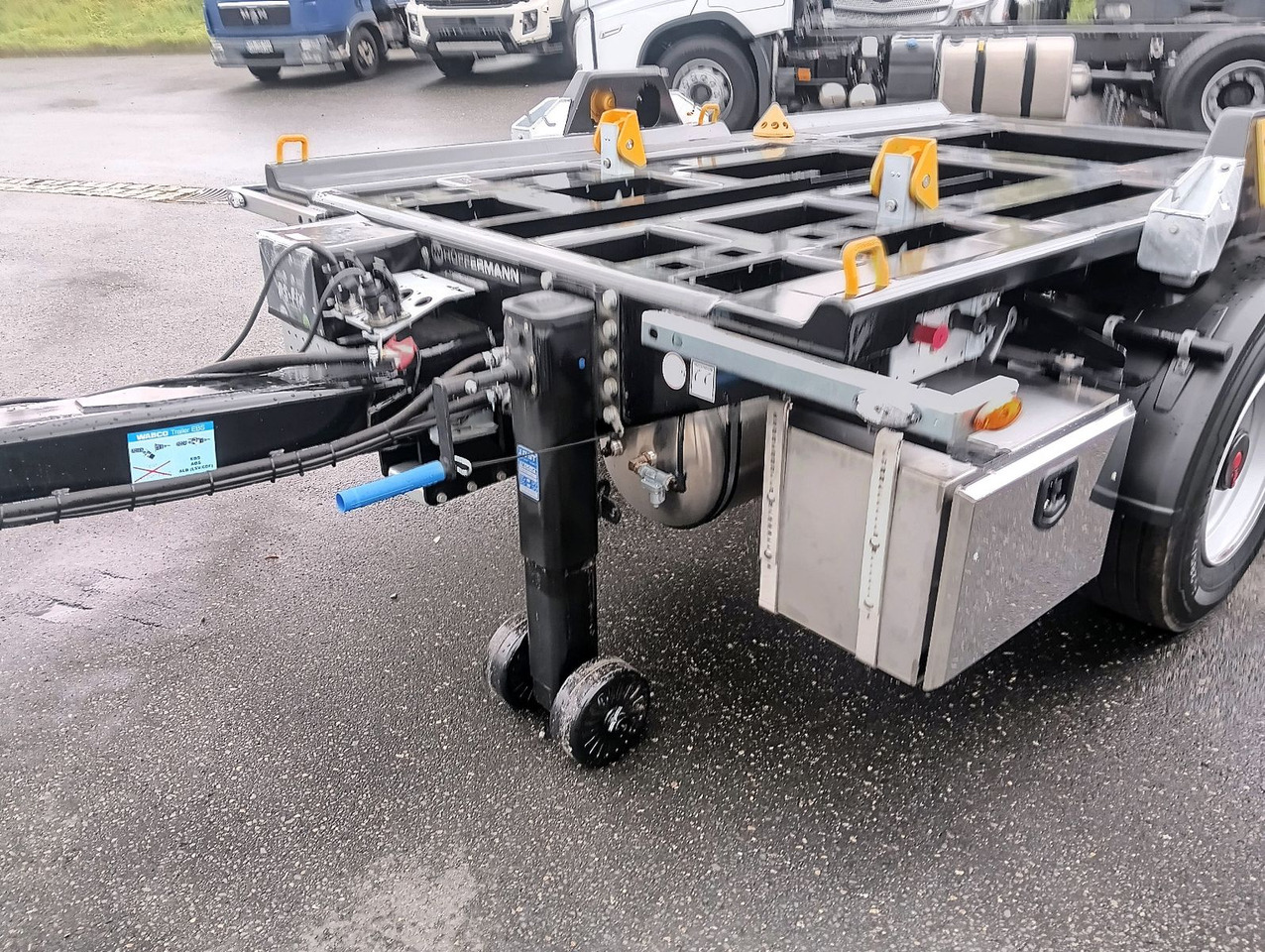 Причіп мультиліфт/ Бункеровоз Hüffermann 2-A-MINI-CARRIER SAFETYFIX VERZINKT FULLOPTION: фото 31 Причіп мультиліфт/ Бункеровоз Hüffermann 2-A-MINI-CARRIER SAFETYFIX VERZINKT FULLOPTION: фото 31