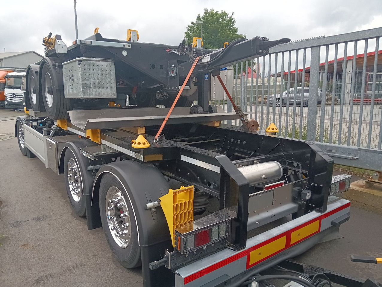 Hüffermann 3-A VARIO-CARRIER SAF NEU VERZINKT LiftAlufelgen - Причіп мультиліфт/ Бункеровоз: фото 4 Hüffermann 3-A VARIO-CARRIER SAF NEU VERZINKT LiftAlufelgen - Причіп мультиліфт/ Бункеровоз: фото 4